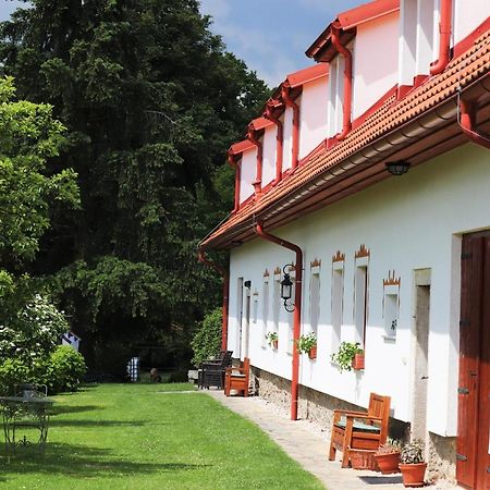 Hotel Hajenka Hrabete Buquoye Kaplice Zewnętrze zdjęcie